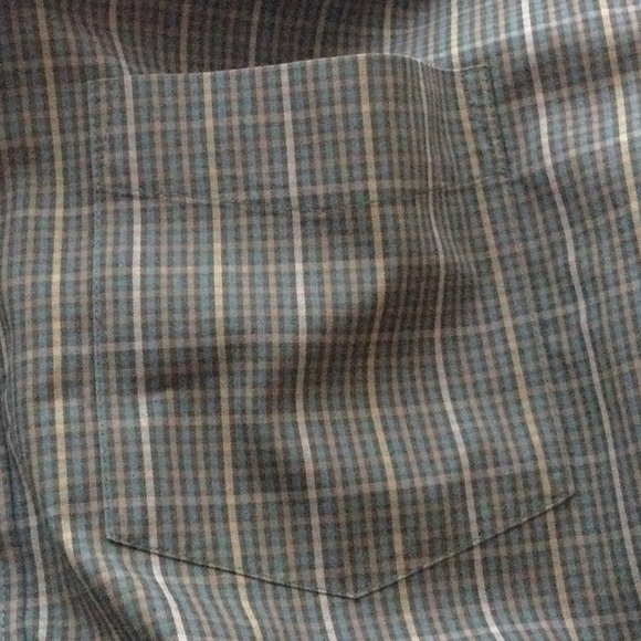 3/$20 item - Men’s Relaxed Fit Oxford Shirt - Picture 9 of 9